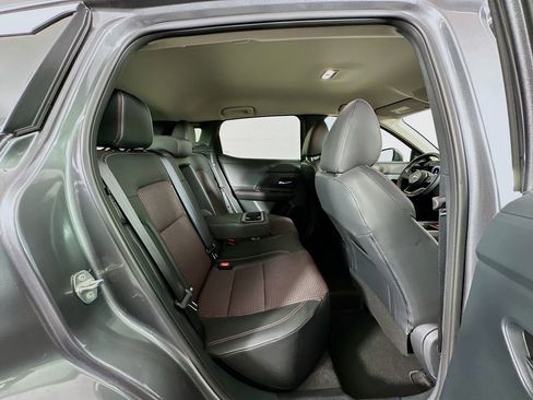 Used 2025 Nissan Kicks SR image 26