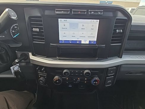 Used 2023 Ford F250 XL w/ STX Appearance Package AWD/4WD image 23
