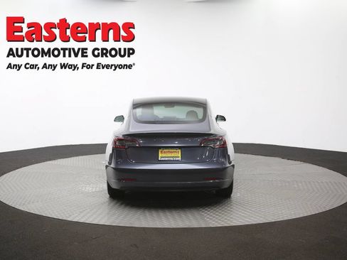 Used 2018 Tesla Model 3 Long Range AWD/4WD image 32