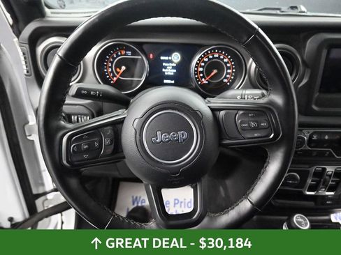 Used 2022 Jeep Gladiator Sport image 33