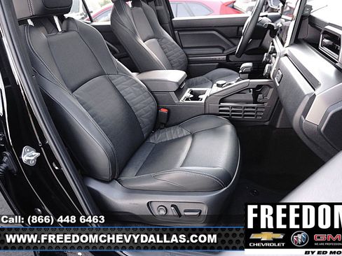 Used 2025 Toyota 4Runner TRD Sport Premium image 11