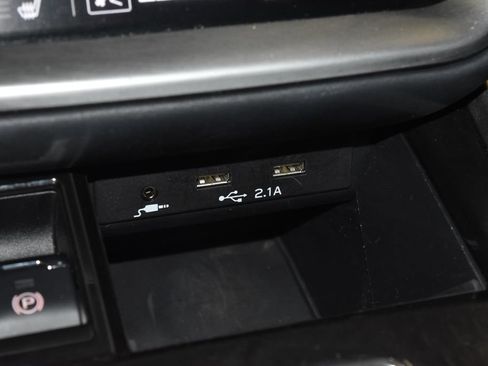 Used 2021 Subaru Outback Limited w/ Popular Package #2 AWD/4WD image 13