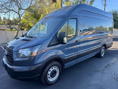 Used 2019 Ford Transit 250 148 High Roof Extended image 2