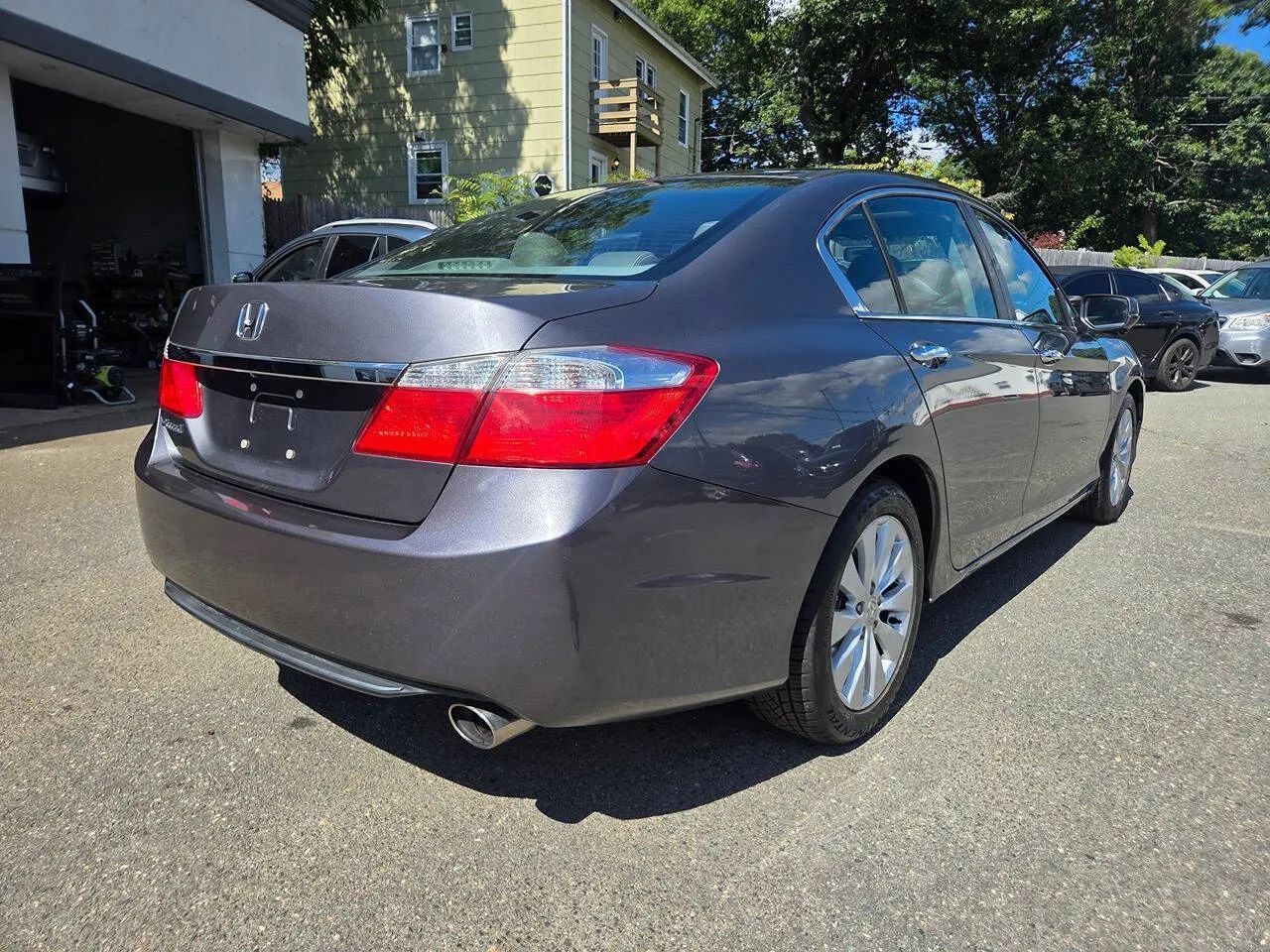 Used 2013 Honda Accord EX image 32