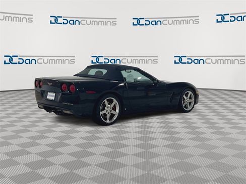 Used 2007 Chevrolet Corvette Base w/ Preferred Equipment Group image 8