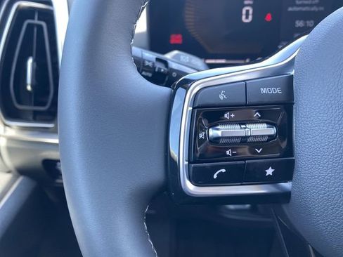 New 2025 Kia Sorento X-Line EX image 32