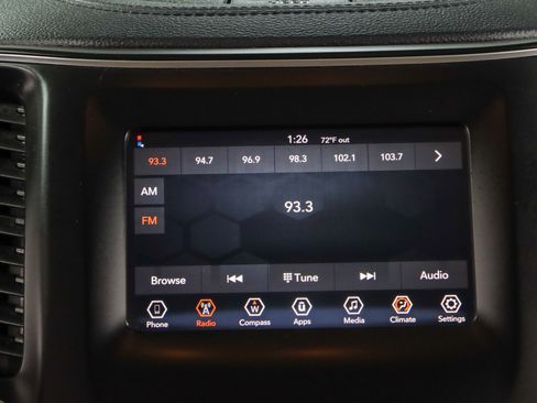 Used 2020 Jeep Cherokee Latitude image 19