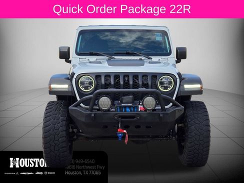 Used 2022 Jeep Wrangler Unlimited Rubicon w/ LED Lighting Group AWD/4WD image 10
