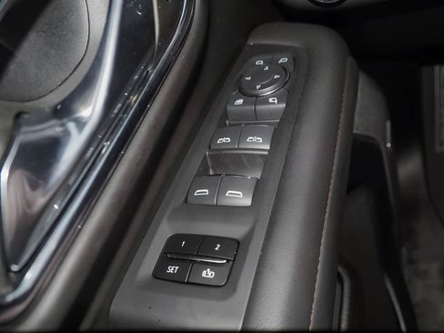 Certified 2024 Chevrolet Tahoe High Country AWD/4WD image 24