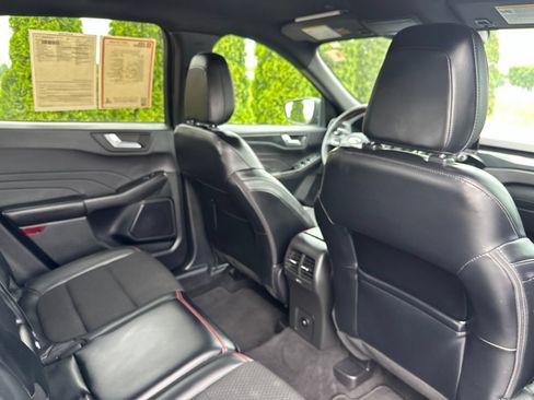 Used 2025 Ford Escape ST-Line FWD image 33