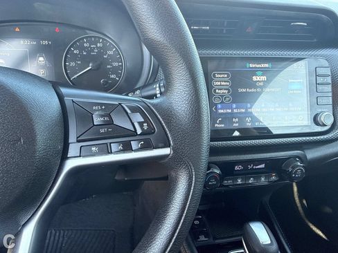 Used 2021 Nissan Kicks SV FWD image 30