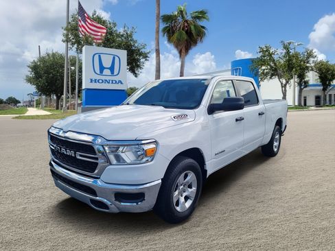 Used 2021 RAM 1500 Tradesman RWD image 4