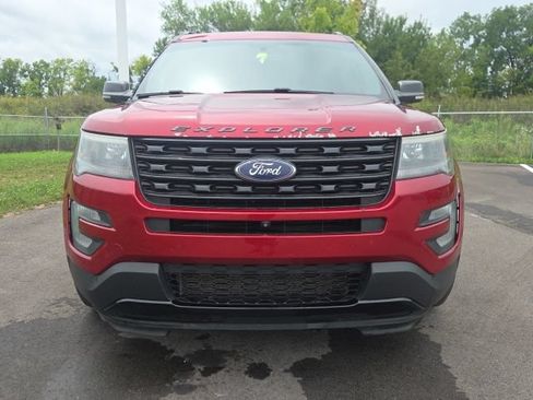 Used 2016 Ford Explorer Sport w/ Equipment Group 401A AWD/4WD image 3