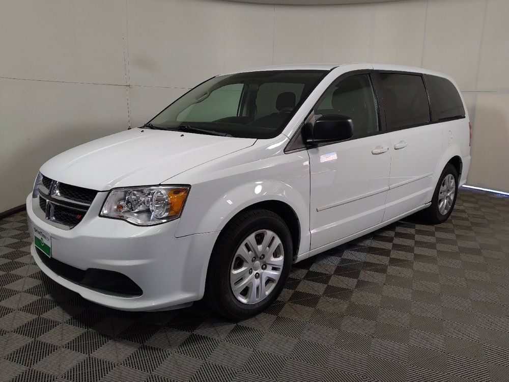 Used 2017 Dodge Grand Caravan SE FWD image 2