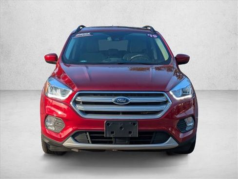 Used 2019 Ford Escape SEL FWD image 2