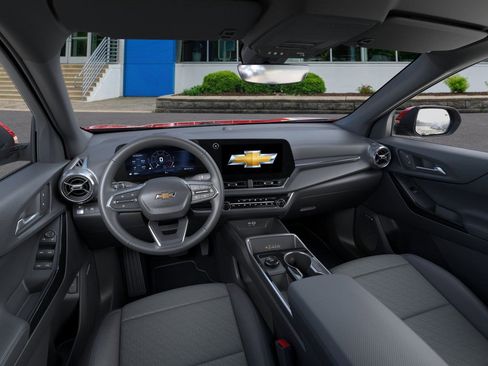 New 2026 Chevrolet Equinox LT w/ Convenience Package II image 15