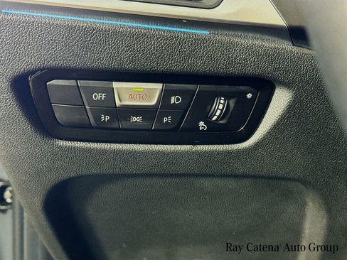 Used 2023 BMW 330i xDrive Sedan w/ Driving Assistance Package image 10