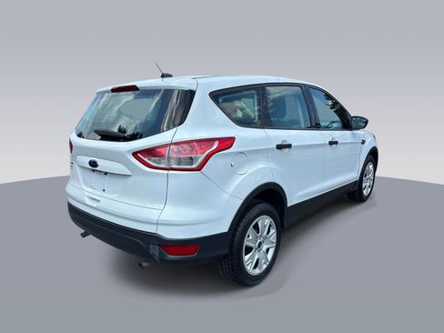 Used 2014 Ford Escape S FWD image 3