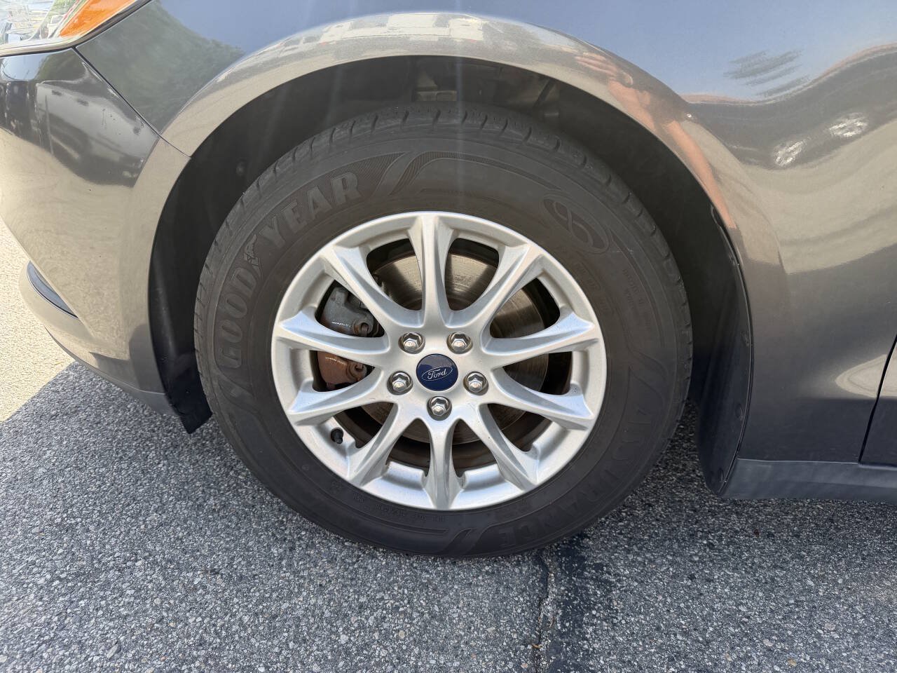 Used 2016 Ford Fusion S FWD image 13