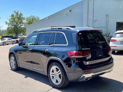 Used 2021 Mercedes-Benz GLB 250 4MATIC image 4