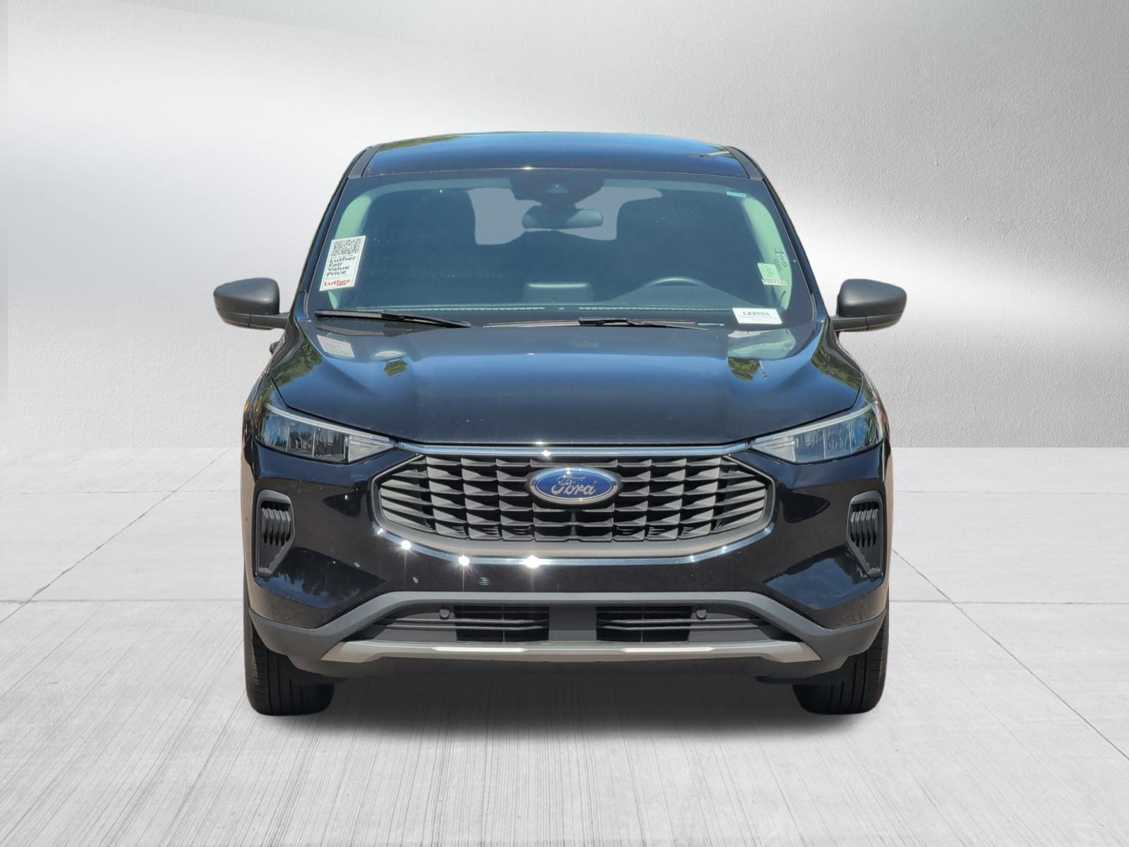 Used 2023 Ford Escape Active AWD/4WD image 2
