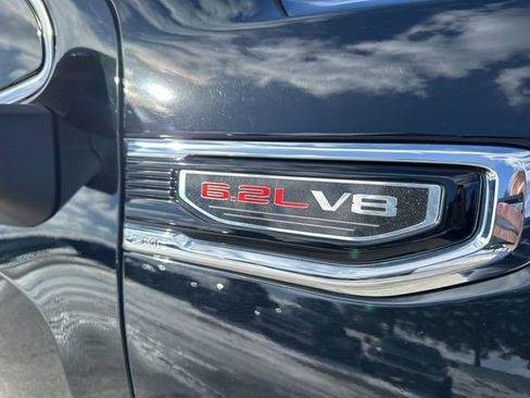 Used 2022 GMC Sierra 1500 SLT w/ SLT Premium Package image 13