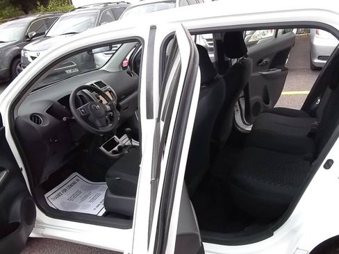 Used 2013 Scion xD FWD image 6