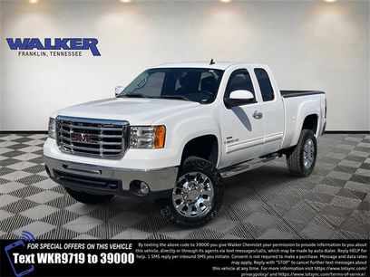 Used 2009 GMC Sierra 2500 SLE w/ Convenience Package