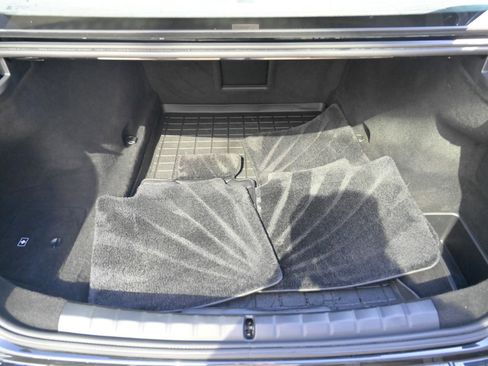 Used 2023 BMW 760i xDrive w/ Executive Package image 46