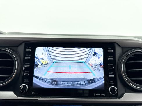 Used 2021 Toyota Tacoma SR5 RWD image 21