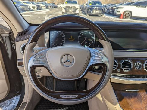 Used 2017 Mercedes-Benz S 550 4MATIC Sedan image 14