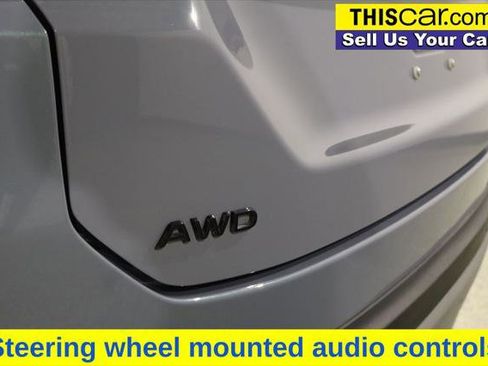 Used 2025 Honda Pilot TrailSport image 13