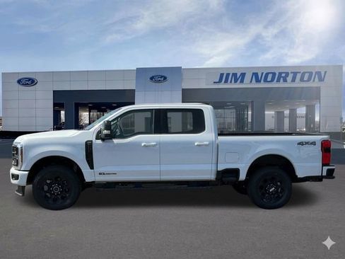 New 2026 Ford F250 Lariat w/ Black Appearance Package AWD/4WD image 8