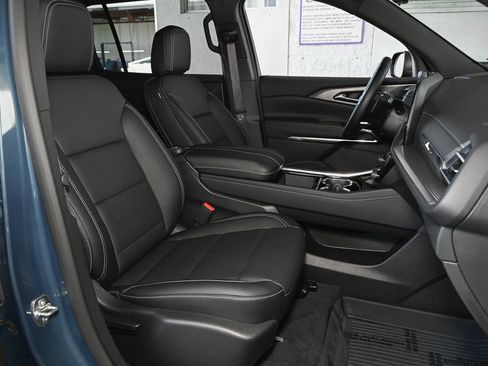 New 2026 Chevrolet Traverse LT w/ Driver Confidence Package FWD image 42