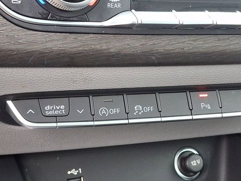 Used 2023 Audi A5 2.0T Premium Plus w/ Premium Plus image 27