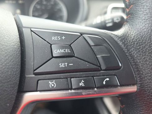 Used 2020 Nissan Kicks SR FWD image 14