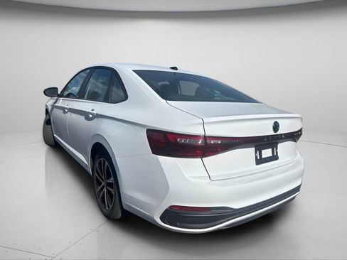 Used 2025 Volkswagen Jetta Sport FWD image 23