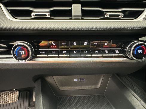 Certified 2026 Chevrolet Equinox LT w/ Convenience Package II image 24