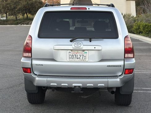 Used 2005 Toyota 4Runner SR5 image 5