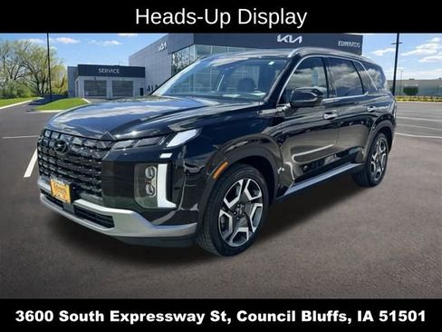 Used 2023 Hyundai Palisade Limited AWD/4WD image 9