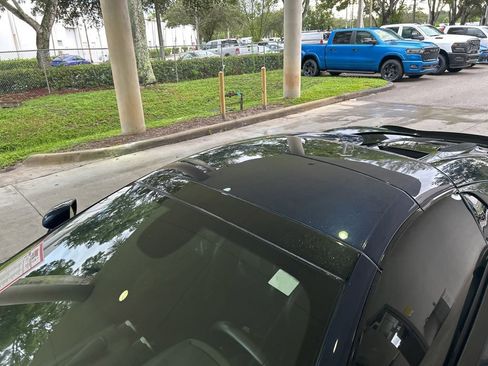 Used 2020 McLaren 570S Spider image 19