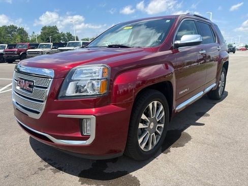 Used 2017 GMC Terrain Denali FWD image 2