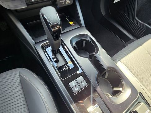 New 2026 Subaru Outback Limited image 17