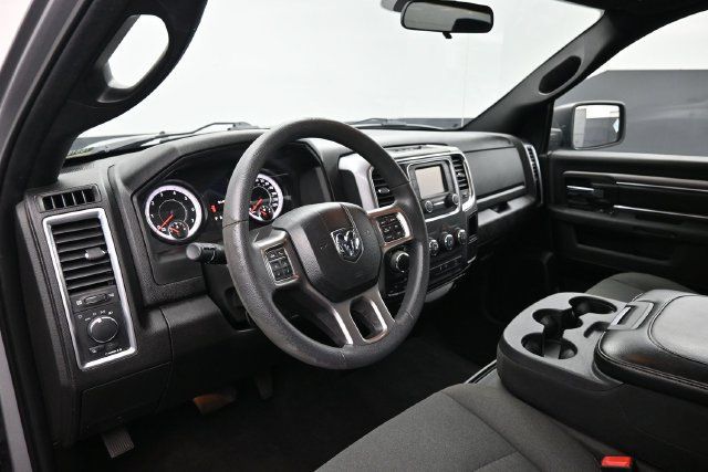 Used 2022 RAM 1500 Warlock AWD/4WD image 16