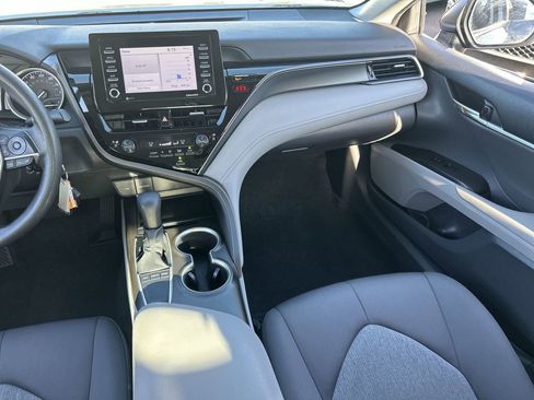 Used 2022 Toyota Camry LE w/ Carpet Mat Package (TMS) image 12