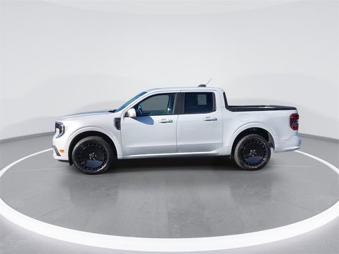 New 2026 Ford Maverick Lobo image 5