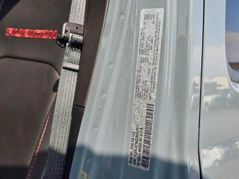 New 2025 Jeep Wrangler Unlimited Rubicon image 29