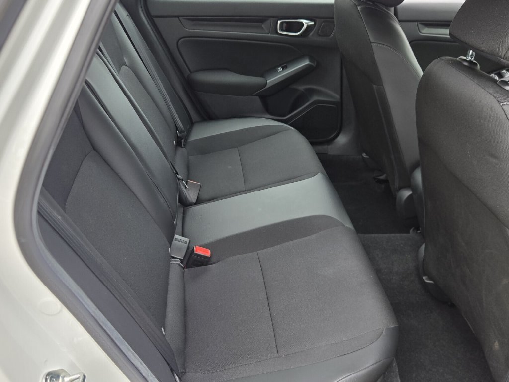 Used 2025 Honda Civic Sport image 17