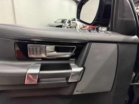 Used 2016 Land Rover LR4 HSE LUX AWD/4WD image 22
