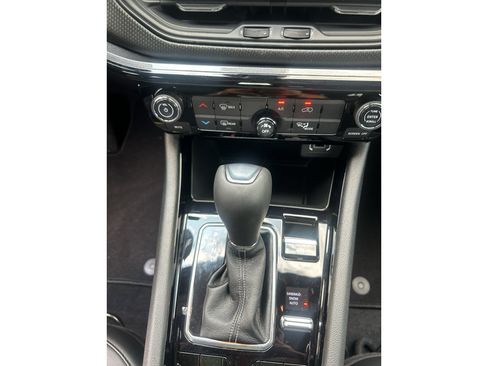 New 2026 Jeep Compass Latitude AWD/4WD image 13